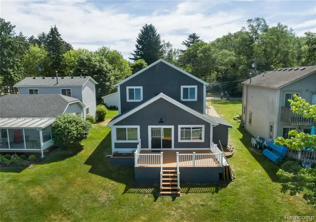 Homes for sale in Highland, MI | 3515 Highland Blvd, Highland, MI 48356 | MLS# 61003945