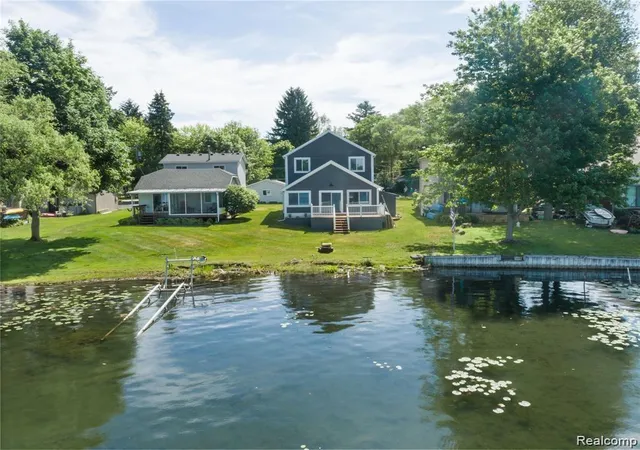 Photo 5 of Single family home for sale at 3515 Highland Blvd, Highland, MI 48356 1827 | MLS# 61003945 | Listing updated on 2026-09-03