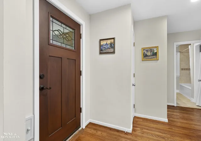 3rd image of 463 Lexington Rd, Grosse Pointe Farms, MI 48236 | MLS# 50189288