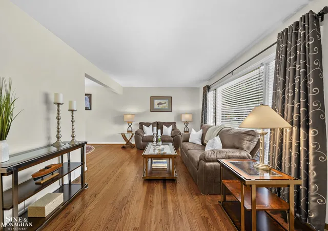 4th image of 463 Lexington Rd, Grosse Pointe Farms, MI 48236 | MLS# 50189288