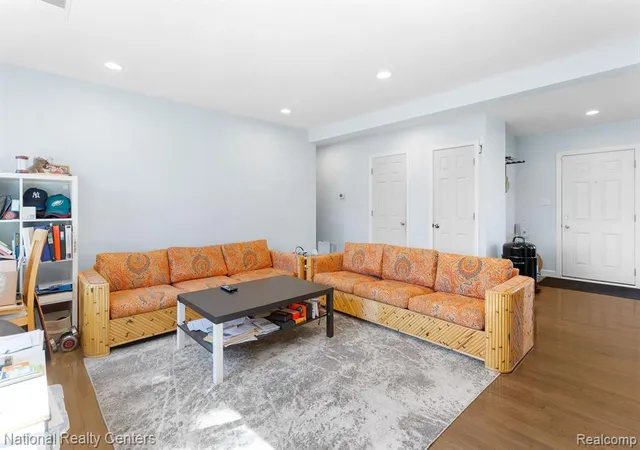 3rd image of 18155 Westhaven Ave, Southfield, MI 48075 | MLS# 60377805
