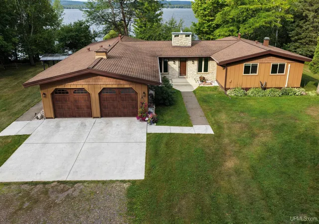 Single family home for sale at N11211 East Shore Rd, Marenisco, MI 49947 | MLS# 50220095