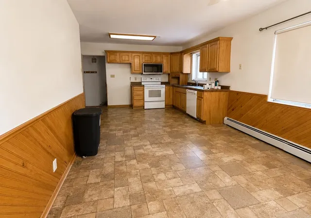 5th image of 1500 N Trumbull St, Bay City, MI 48708 | MLS# 50207845