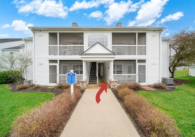 Homes for sale in Ann Arbor, MI | 2738 S Knightsbridge Cir, Ann Arbor, MI 48105 | MLS# 70513277