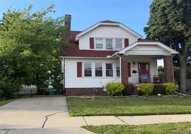1st image of 617 E Bennett Ave, Ferndale, MI 48220 3523 | MLS# 61023950