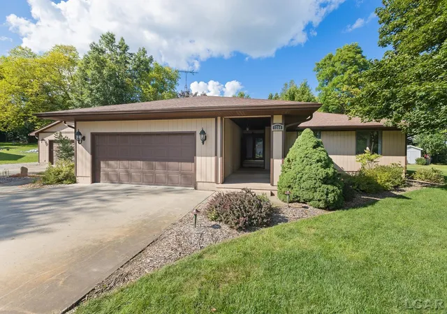 Photo 1 of Sale Pending at 1284 Buckingham Ct, Adrian, MI 49221 | MLS# 50220175 | Listing updated on 2026-09-19