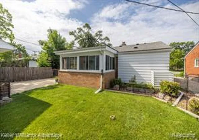 Homes for sale in Westland, MI | 31731 Joy Rd, Westland, MI 48185 | MLS# 61008879