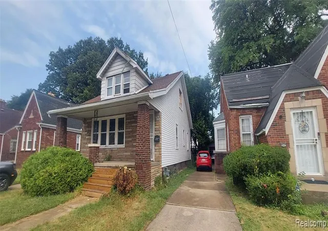 Photo 3 of Single family home for sale at 13355 Rosemary St, Detroit, MI 48213 | MLS# 61020158 | Listing updated on 2026-08-30