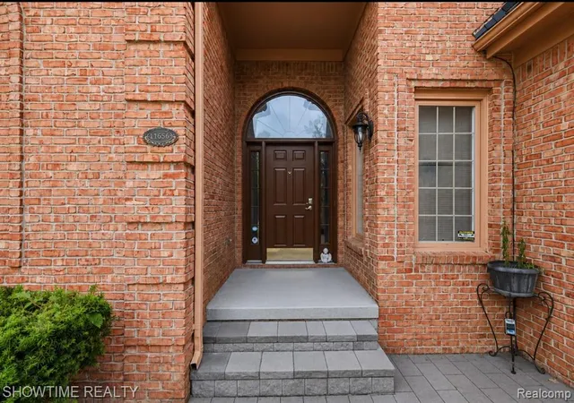 Photo 4 of Single family home for sale at 11656 Majestic Ct, Shelby Township, MI 48315 | MLS# 61007387 | Listing updated on 2026-07-07