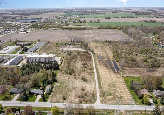 2nd image of 3868 S 2 Mile Rd, Bay City, MI 48706 | MLS# 50174420