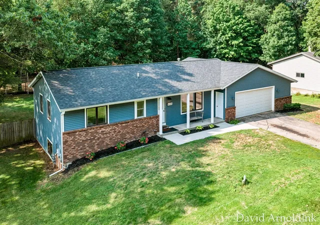 Photo 2 of Sale Pending at 16726 James St, Holland, MI 49424 | MLS# 70551026 | Listing updated on 2026-08-17