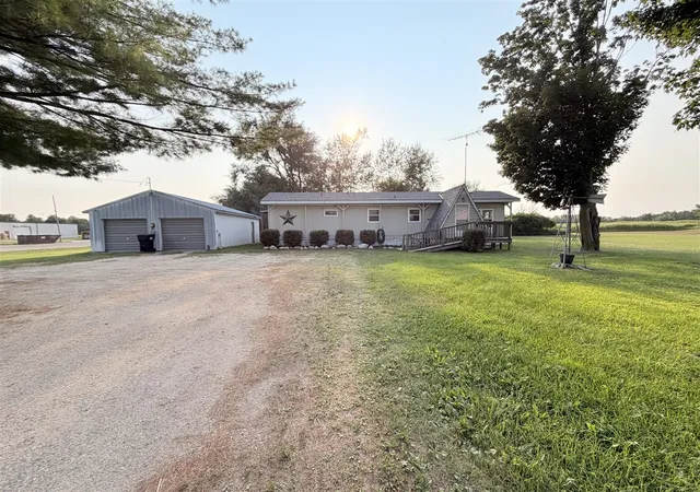 1st image of 21697 Northland Dr, Paris, MI 49338 | MLS# 70554420