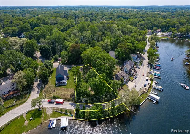 1st image of 411 Heights Road, Lake Orion, MI 48362 | MLS# 60403684