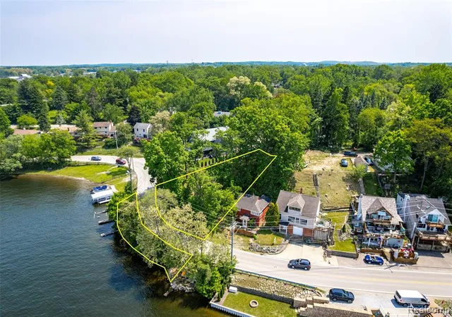 4th image of 411 Heights Road, Lake Orion, MI 48362 | MLS# 60403684