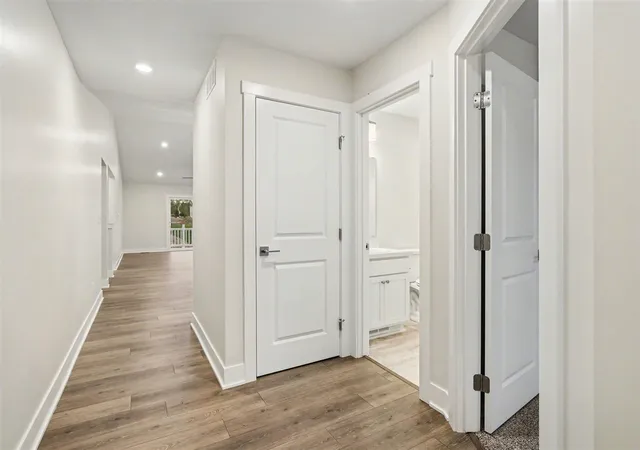 Photo 2 of Condo for sale at 968 Scioto Dr #5, Comstock Park, MI 49321 | MLS# 70530563 | Listing updated on 2026-09-04