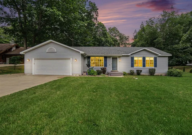2nd image of 7079 W Decker Rd, Ludington, MI 49431 | MLS# 70553494