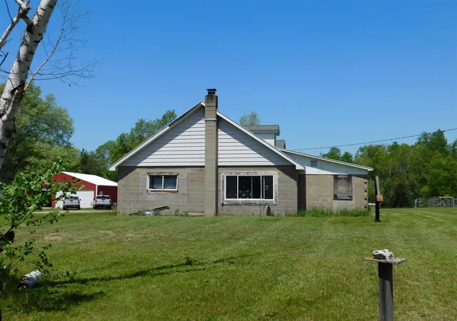 3rd image of 14200 Plagany Rd, Bear Lake, MI 49614 | MLS# 70544123