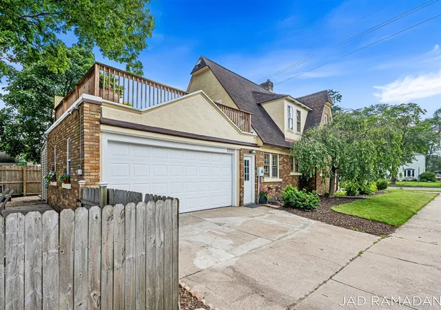 4th image of 2200 College Ave, Grand Rapids, MI 49507 | MLS# 70541713