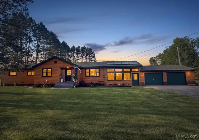 Homes for sale in Crystal Falls, MI | 2593 Hwy M69 Hwy, Crystal Falls, MI 49920 | MLS# 50214183