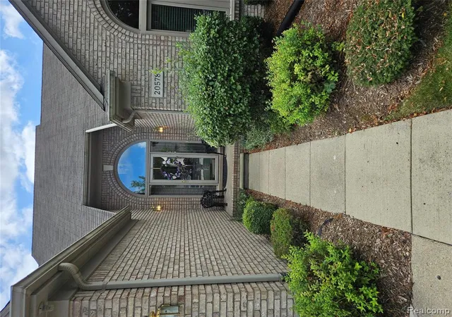 2nd image of 20578 Hillsboro Dr, Macomb, MI 48044 3548 | MLS# 61023165