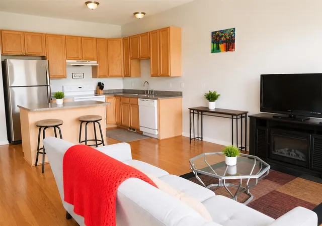 2nd image of 86 W Bethune Ave, Detroit, MI 48202-2707