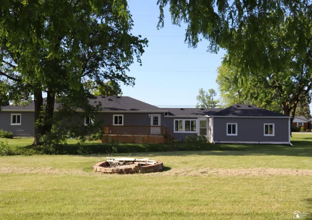 2nd image of 163 E Sterns Rd, Temperance, MI 48182 | MLS# 50204106