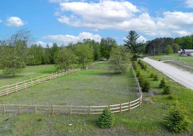 Homes for sale in Williamsburg, MI | 000 Bennett Rd, Williamsburg, MI 49690 | MLS# 80065310