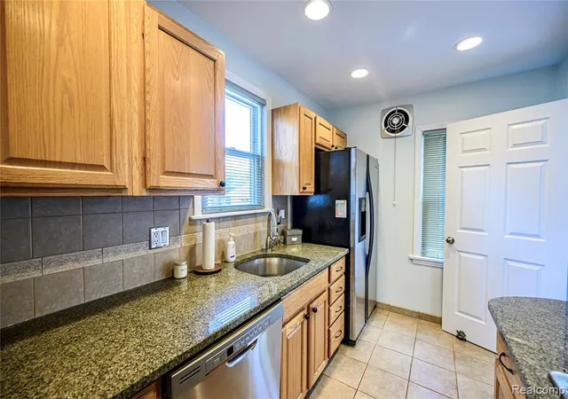 Homes for sale in Berkley, MI | 3566 Buckingham Ave, Berkley, MI 48072 | MLS# 61009859