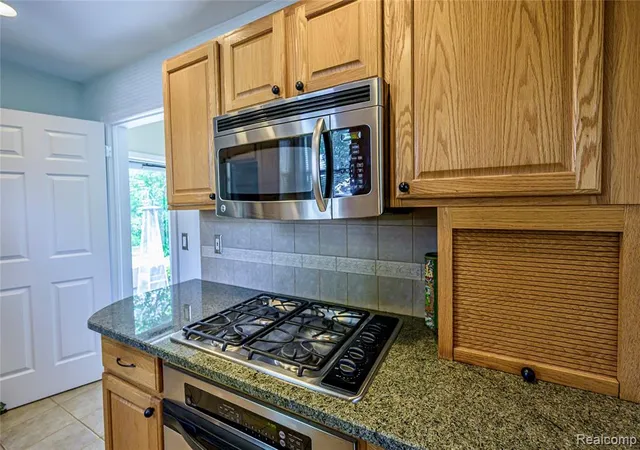 Homes for sale in Berkley, MI | 3566 Buckingham Ave, Berkley, MI 48072 | MLS# 61009859