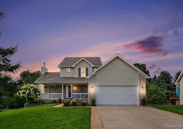 1st image of 1134 Brookside Ct, Oxford, MI 48371 | MLS# 61019275