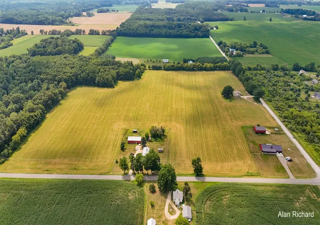 Photo 4 of Sale Pending at 11820 Rooksby St, Sand Lake, MI 49343 | MLS# 70547021 | Listing updated on 2026-07-30