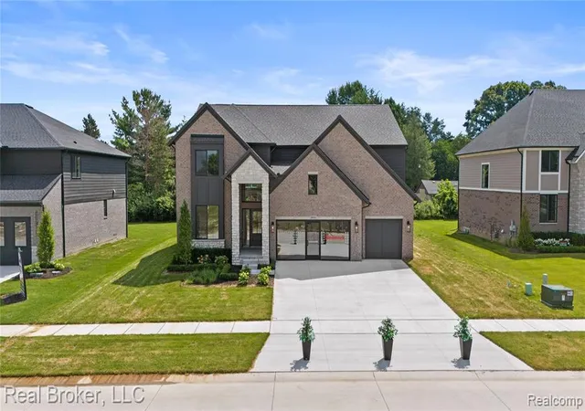 Homes for sale in New Baltimore, MI | 35704 Addison Dr, New Baltimore, MI 48047 | MLS# 60959371