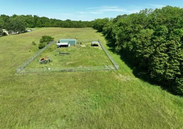 1st image of 63531 Dailey Rd, Cassopolis, MI 49031 | MLS# 70538440