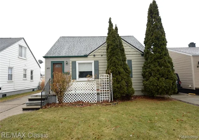 Homes for sale in Madison Heights, MI | 872 E Rowland Ave, Madison Heights, MI 48071 | MLS# 60975595