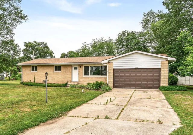 Homes for sale in Niles, MI | 33363 Bertrand St, Niles, MI 49120 | MLS# 70540474