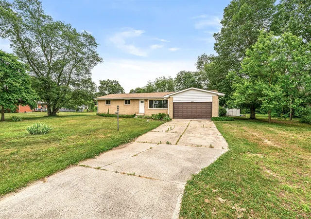 Homes for sale in Niles, MI | 33363 Bertrand St, Niles, MI 49120 | MLS# 70540474