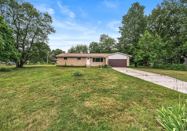 Homes for sale in Niles, MI | 33363 Bertrand St, Niles, MI 49120 | MLS# 70540474
