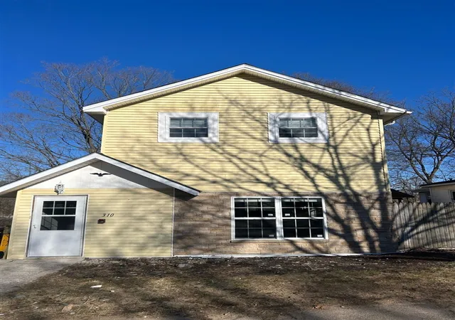 Photo 1 of Single family home for sale at 310 N Warren Ave, Big Rapids, MI 49307 | MLS# 70525211 | Listing updated on 2026-04-15