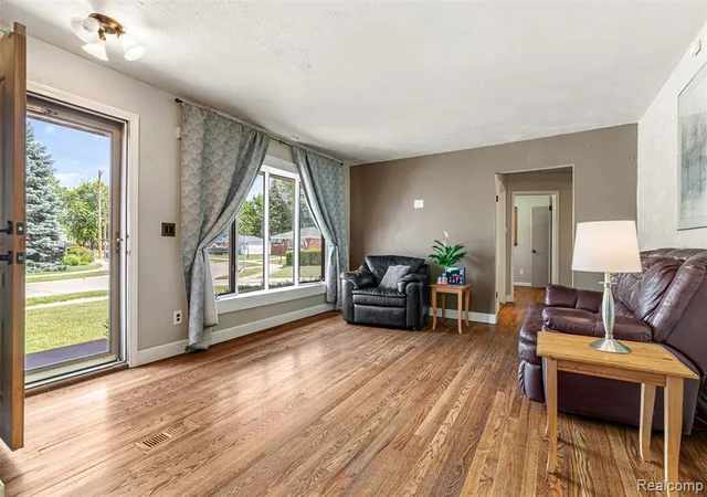 Homes for sale in Garden City, MI | 33135 Alvin St, Garden City, MI 48135 | MLS# 61004951