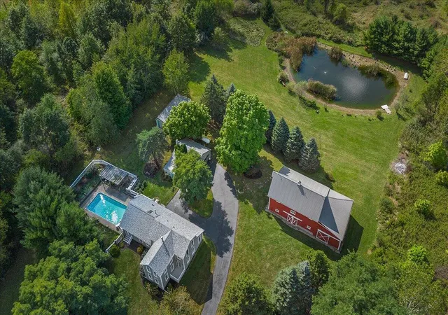 1st image of 19196 Cleveland Ave, Galien, MI 49113 | MLS# 70528091