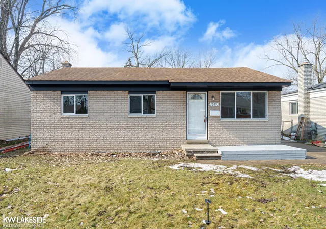 Photo 1 of Sale Pending at 29303 Elmwood St, Roseville, MI 48066 | MLS# 50199667 | Listing updated on 2026-03-09