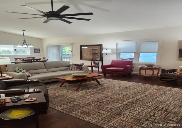 Photo 4 of Sale Pending at 1630 Center St, Marquette, MI 49855 | MLS# 50214571 | Listing updated on 2026-08-14