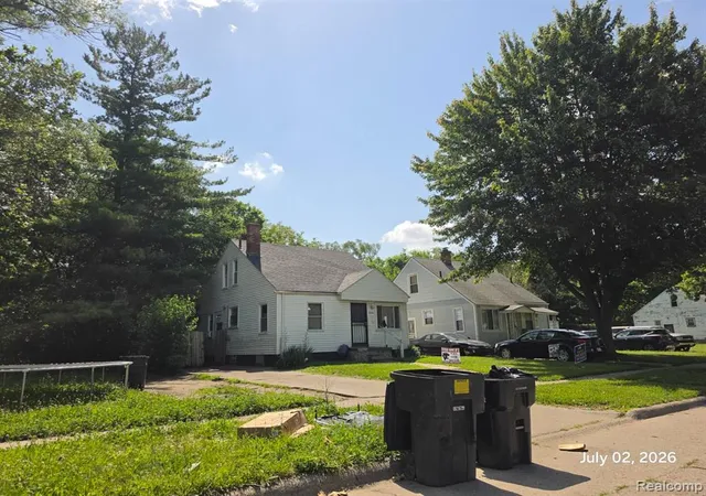 Photo 6 of Single family home for sale at 18500 Winthrop St, Detroit, MI 48235 2975 | MLS# 61024519 | Listing updated on 2026-08-27