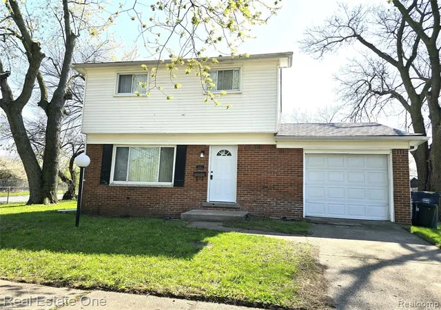 Homes for sale in River Rouge, MI | 342 Melvin St, River Rouge, MI 48218 | MLS# 61004012