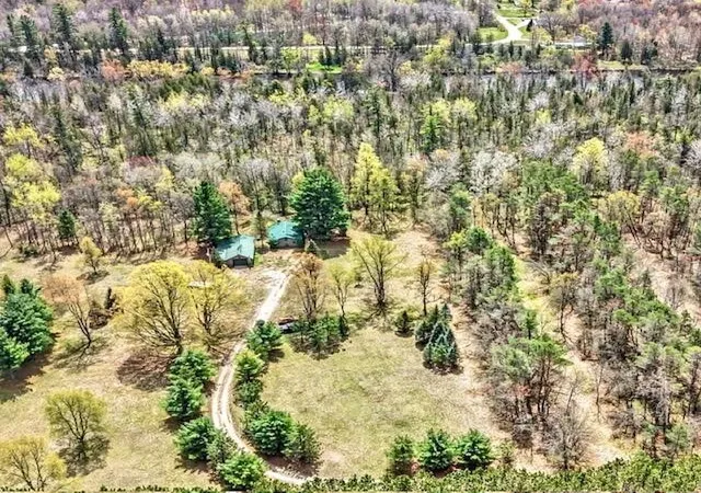 Homes for sale in Evart, MI | 11435 Woodland Dr, Evart, MI 49631 | MLS# 70531346