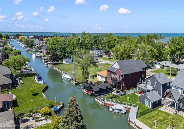 2nd image of 41245 Belvidere St, Harrison Township, MI 48045 | MLS# 61017268