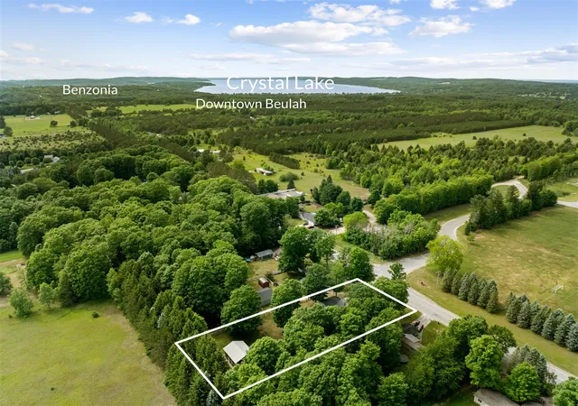 Homes for sale in Benzonia, MI | 9055 Homestead Rd, Benzonia, MI 49616 | MLS# 70540368