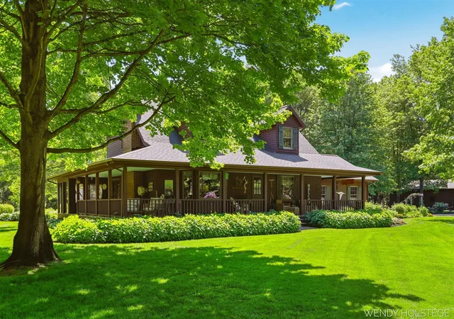 Photo 2 of Single Family Residence at 6994 Frontier Dr, West Olive, MI 49460 | MLS# 70539667 | | Sold on 2026-07-10