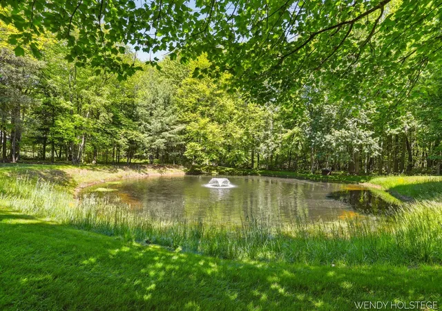 Photo 4 of Single Family Residence at 6994 Frontier Dr, West Olive, MI 49460 | MLS# 70539667 | | Sold on 2026-07-10