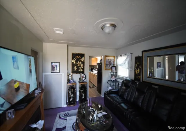 16th image of 12921 Braile St, Detroit, MI 48223 | MLS# 60946265